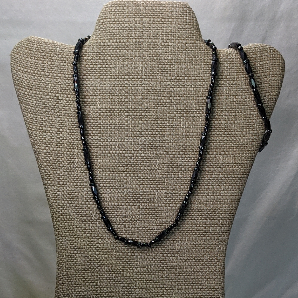 Magnetite Necklace And Bracelet Set